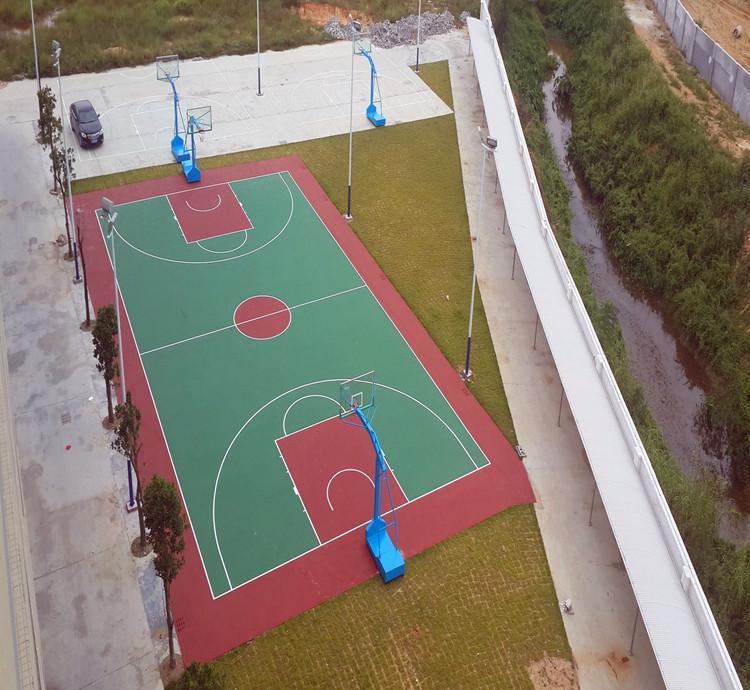 上海學校葫芦娃视频污版操場